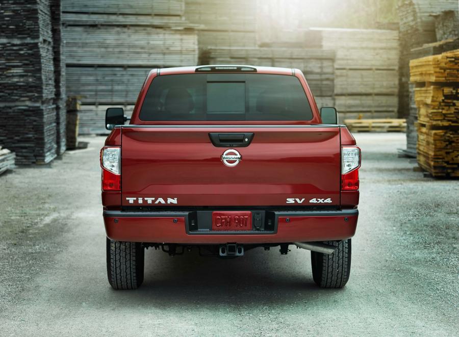  Nissan Titan SV King Cab 2017 года  (фото 17 из 18)